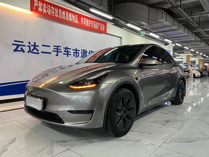 Фото 2 - Tesla Model Y