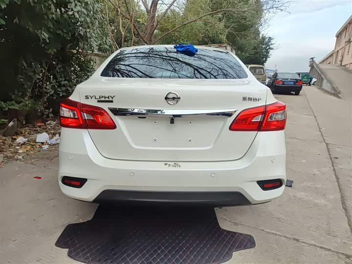 Фото 6 - Nissan Sylphy