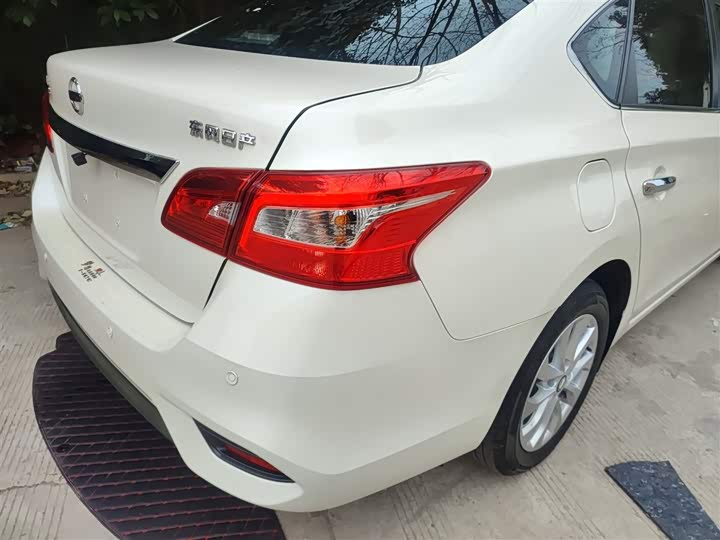 Фото 8 - Nissan Sylphy