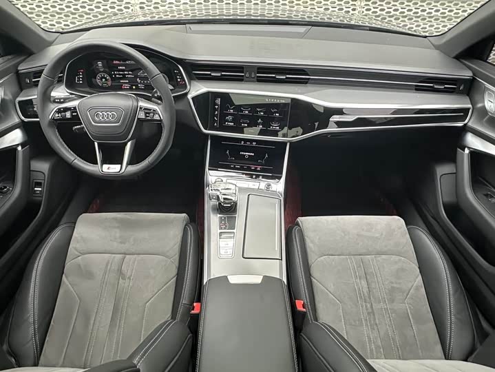 Фото 7 - Audi A6L