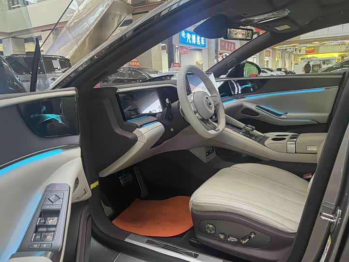 Фото 4 - Denza Z9GT