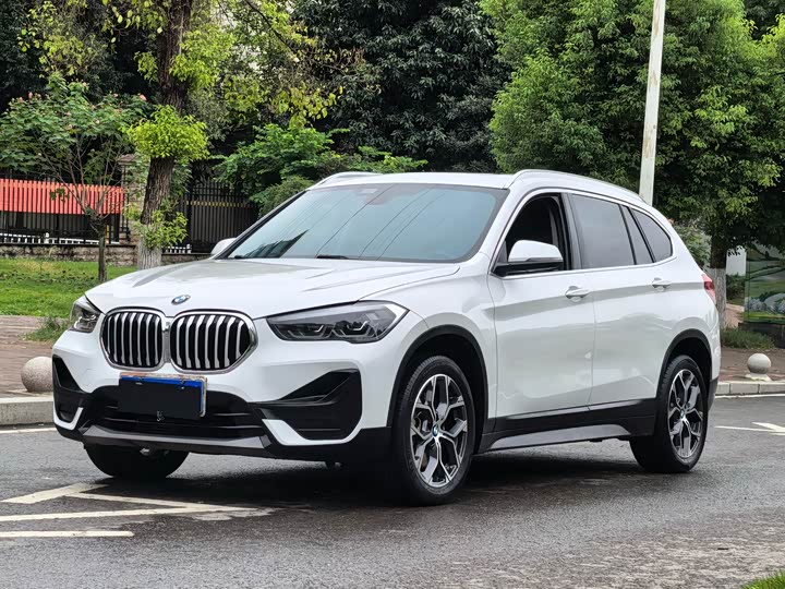 Фото 1 - BMW X1