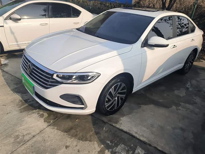 Фото 2 - Volkswagen Lavida