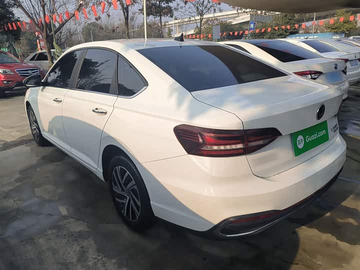 Фото 5 - Volkswagen Lavida