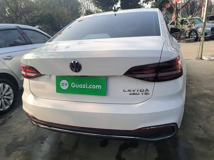 Фото 6 - Volkswagen Lavida