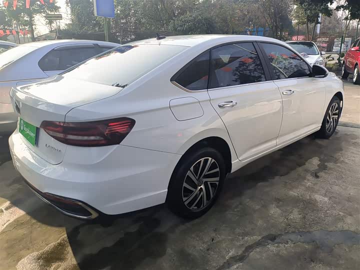 Фото 7 - Volkswagen Lavida