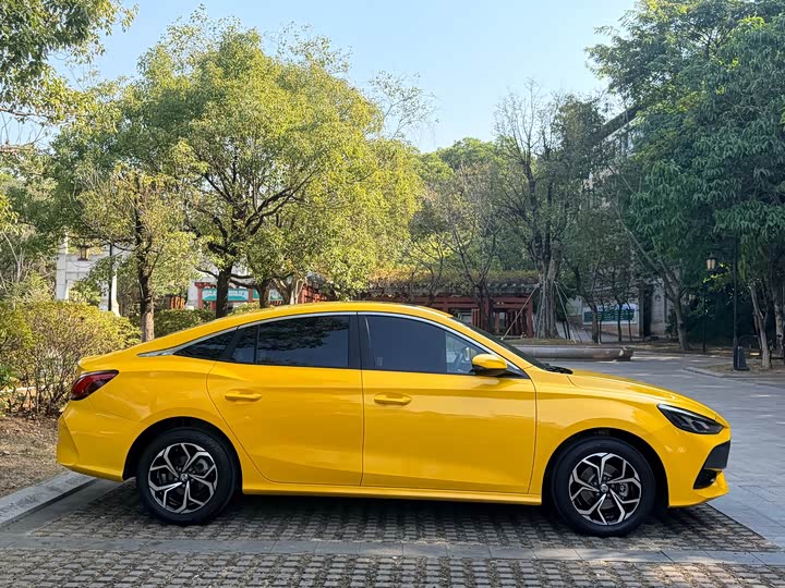 Фото 4 - MG Motor 5