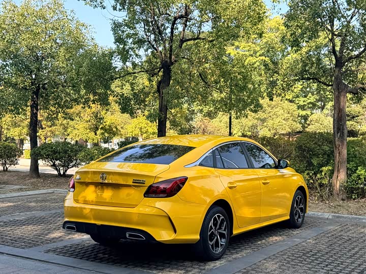 Фото 8 - MG Motor 5