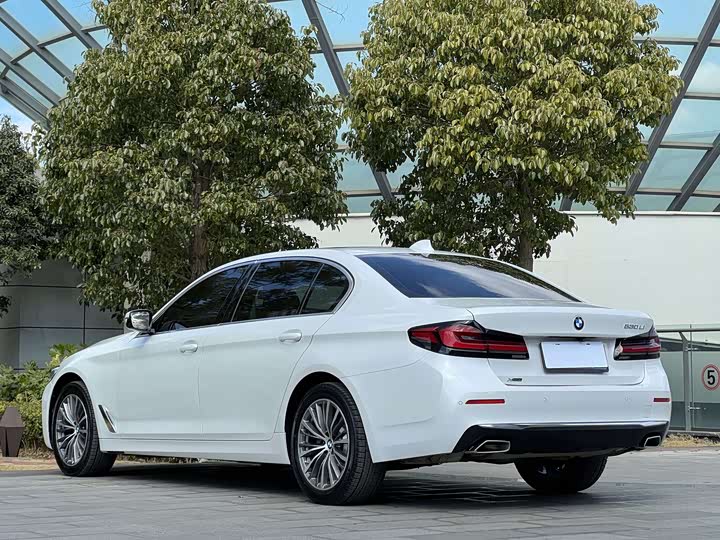 Фото 7 - BMW 5 Series