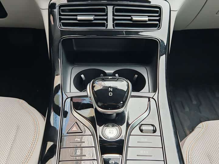 Фото 8 - BYD Qin Plus