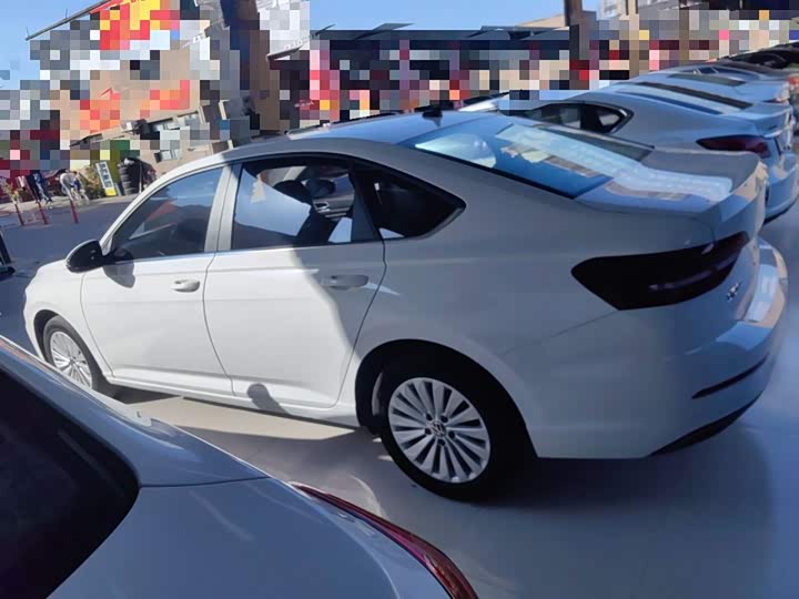 Фото 5 - Volkswagen Lavida