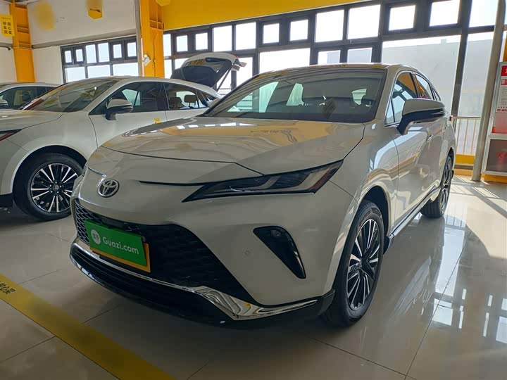 Фото 2 - Toyota Venza