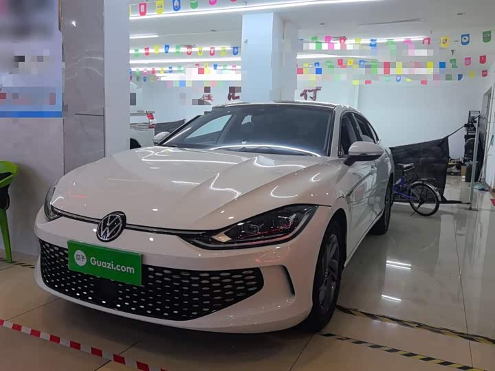 Фото 2 - Volkswagen Lamando L