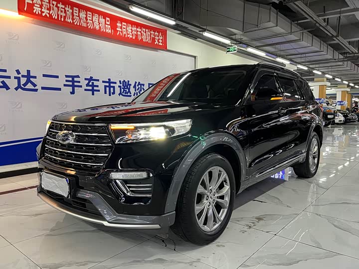 Фото 2 - Ford Explorer