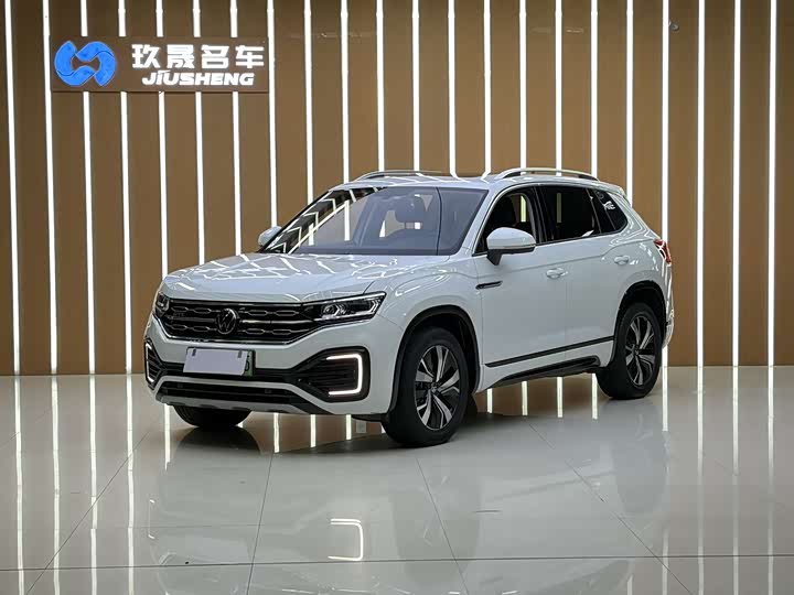 Фото 1 - Volkswagen Tayron GTE Hybrid