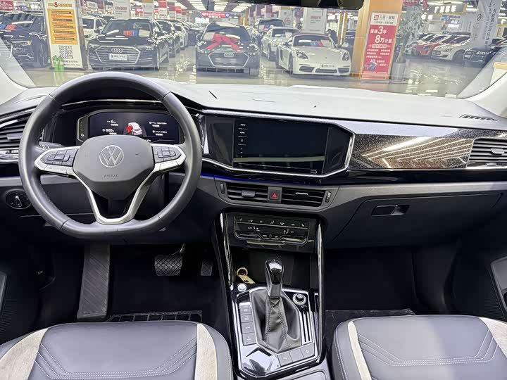 Фото 7 - Volkswagen Tayron GTE Hybrid