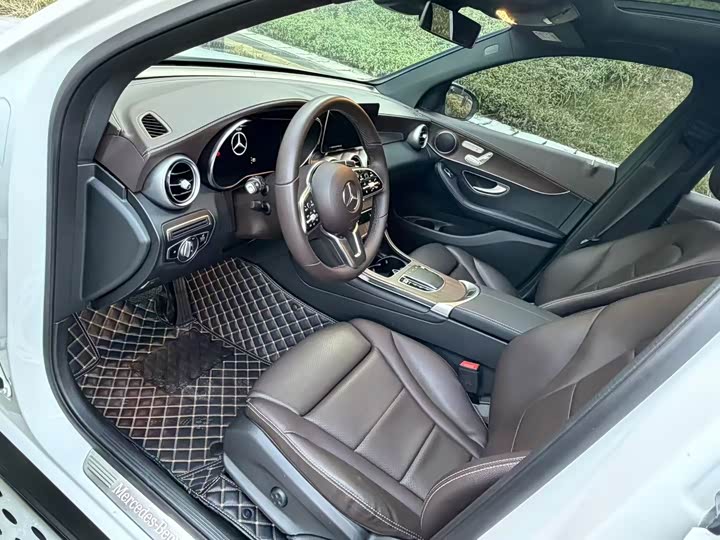 Фото 6 - Mercedes-Benz GLC-Class