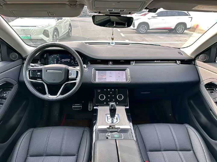 Фото 8 - Land Rover Range Rover Evoque L