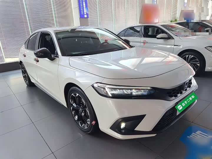 Фото 4 - Honda Civic