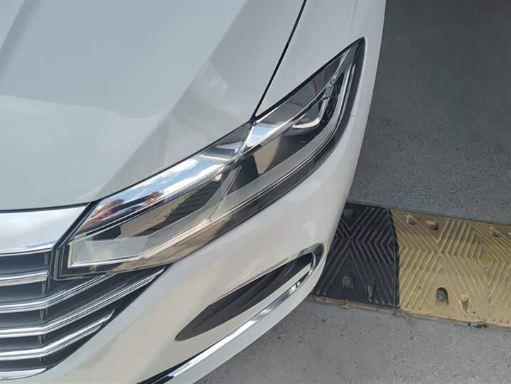 Фото 5 - Volkswagen Lavida