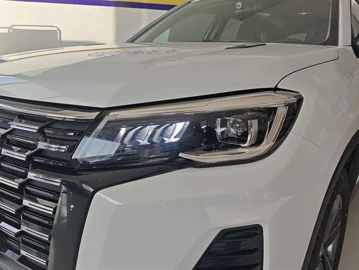 Фото 5 - Changan CS75