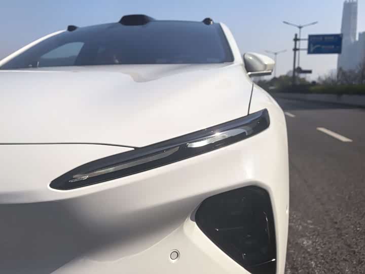 Фото 6 - Nio ET7