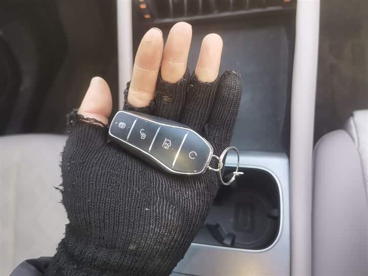 Фото 9 - BYD Yuan Plus