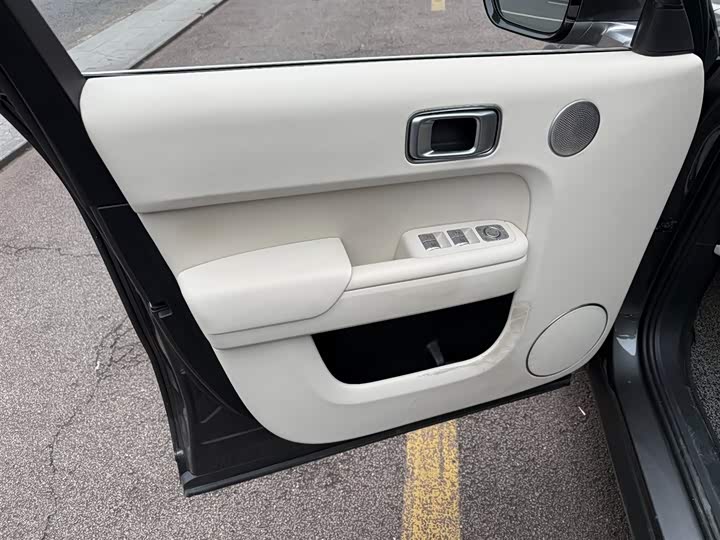 Фото 6 - LiXiang L8