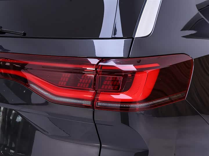 Фото 9 - Volkswagen Talagon