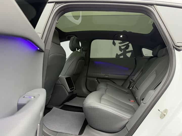 Фото 5 - XPeng F57