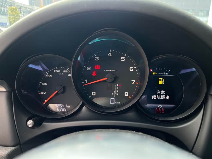 Фото 9 - Porsche Macan