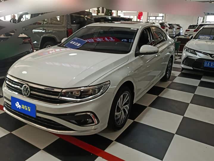 Фото 1 - Volkswagen Bora