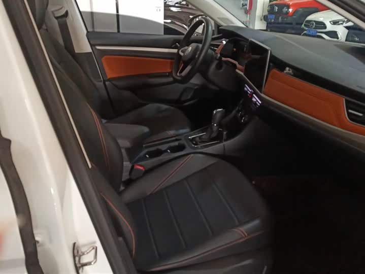 Фото 8 - Volkswagen Bora