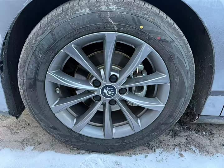 Фото 6 - BYD Qin L