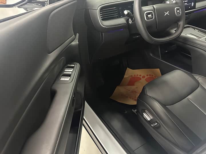 Фото 9 - XPeng G6