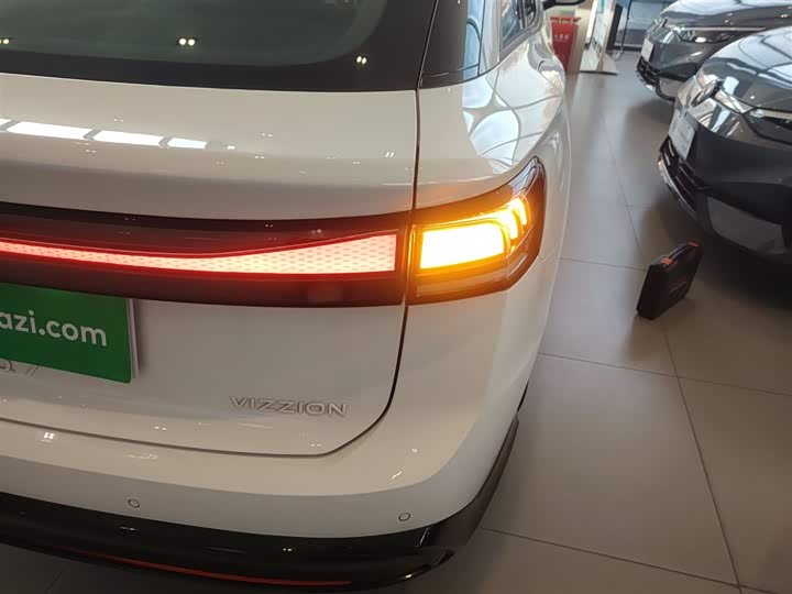 Фото 8 - Volkswagen ID.7 Vizzion