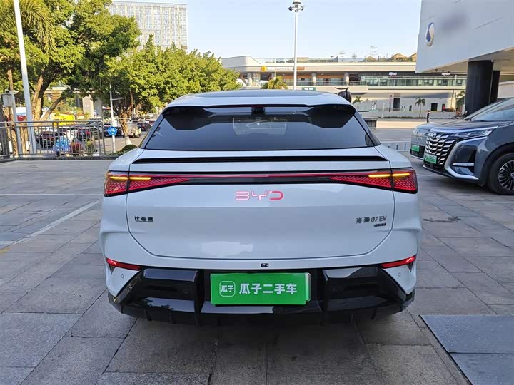 Фото 6 - BYD Sea Lion 07 EV