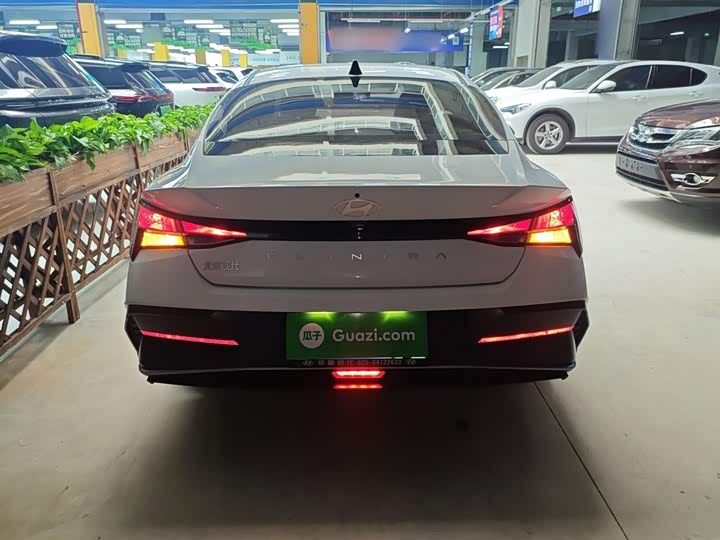 Фото 6 - Hyundai Elantra N line