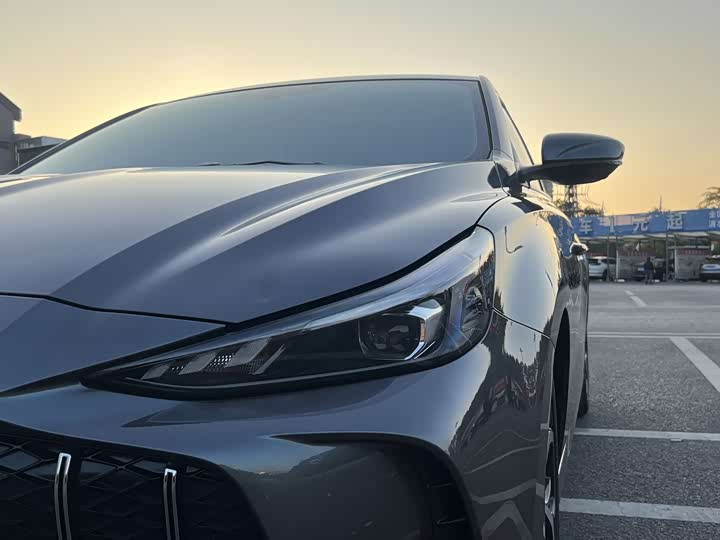 Фото 7 - MG Motor 5