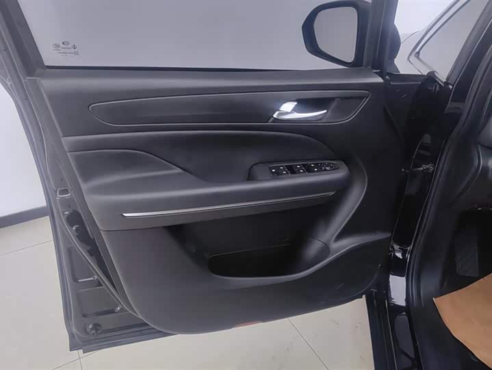 Фото 7 - GAC Trumpchi M6