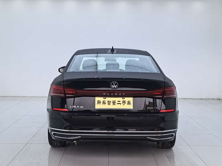 Фото 2 - Volkswagen Passat
