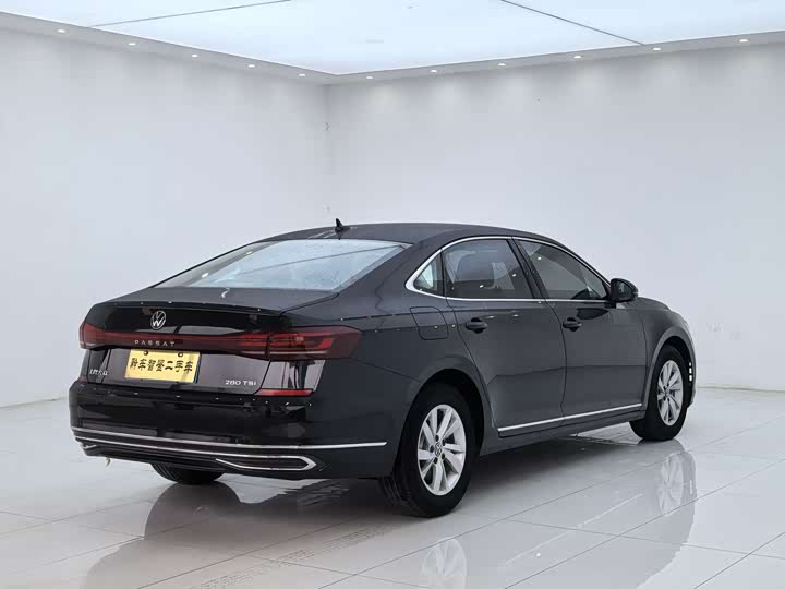 Фото 3 - Volkswagen Passat