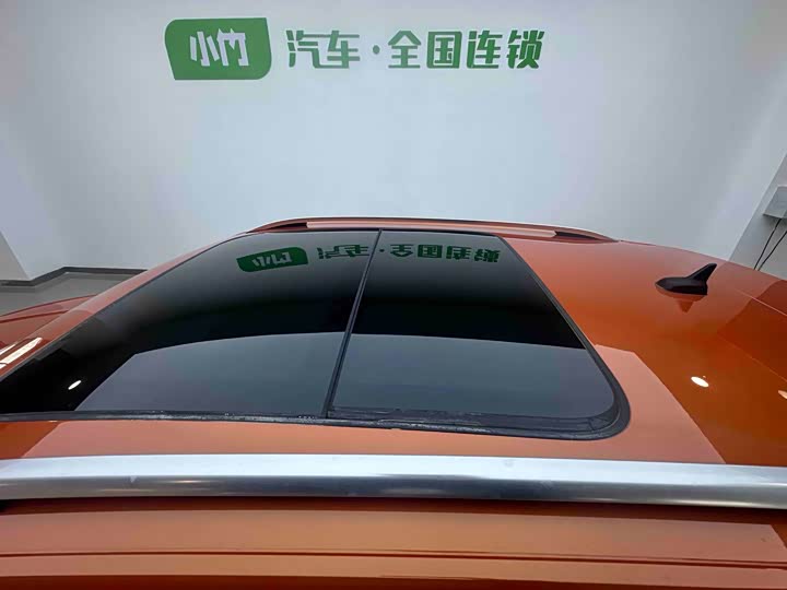 Фото 8 - Volkswagen T-Roc