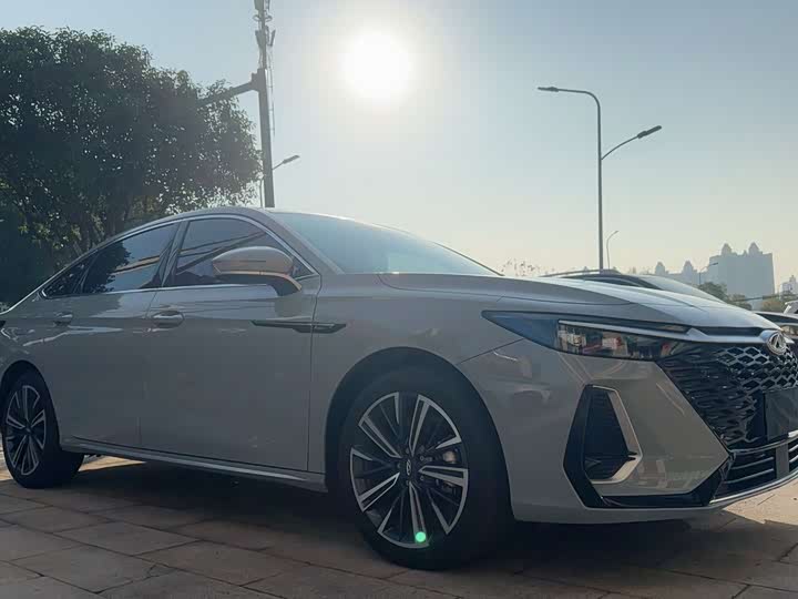 Фото 1 - Chery Arrizo 8