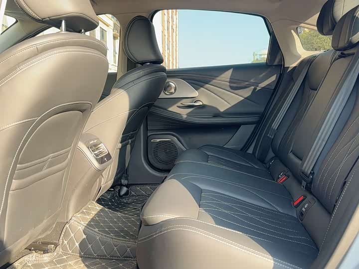 Фото 5 - Chery Arrizo 8