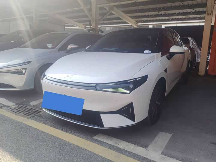 Фото 1 - XPeng P5