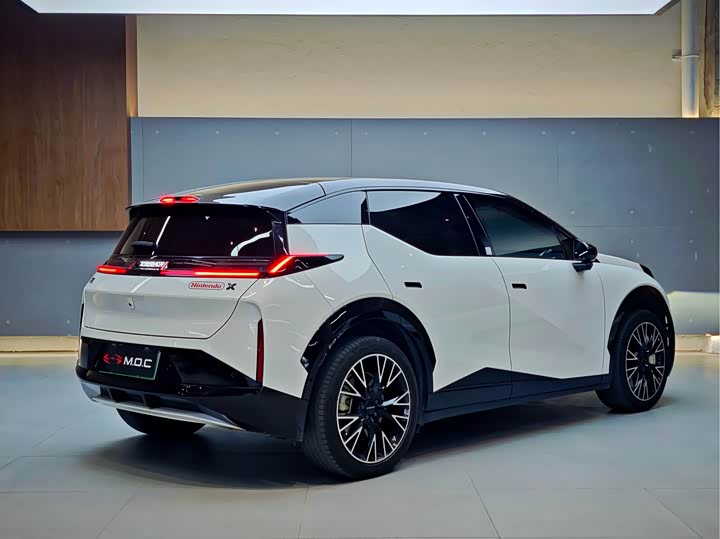 Фото 4 - Zeekr X