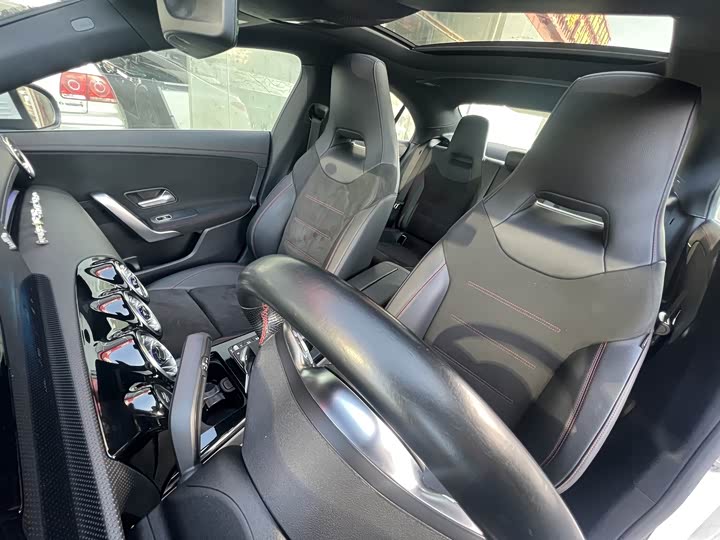 Фото 6 - Mercedes-Benz CLA-Class