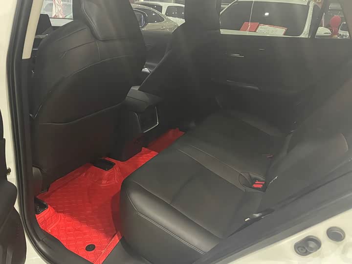 Фото 8 - Toyota Venza