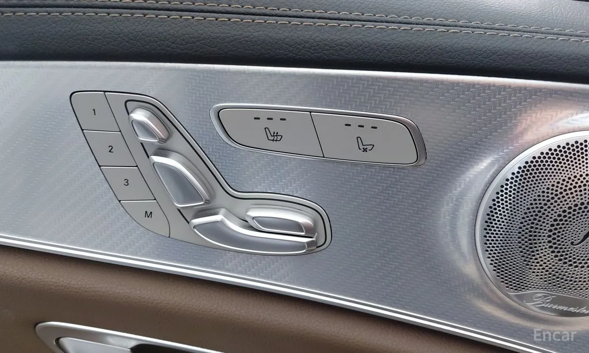 Фото 17 - Mercedes-Benz E-Class